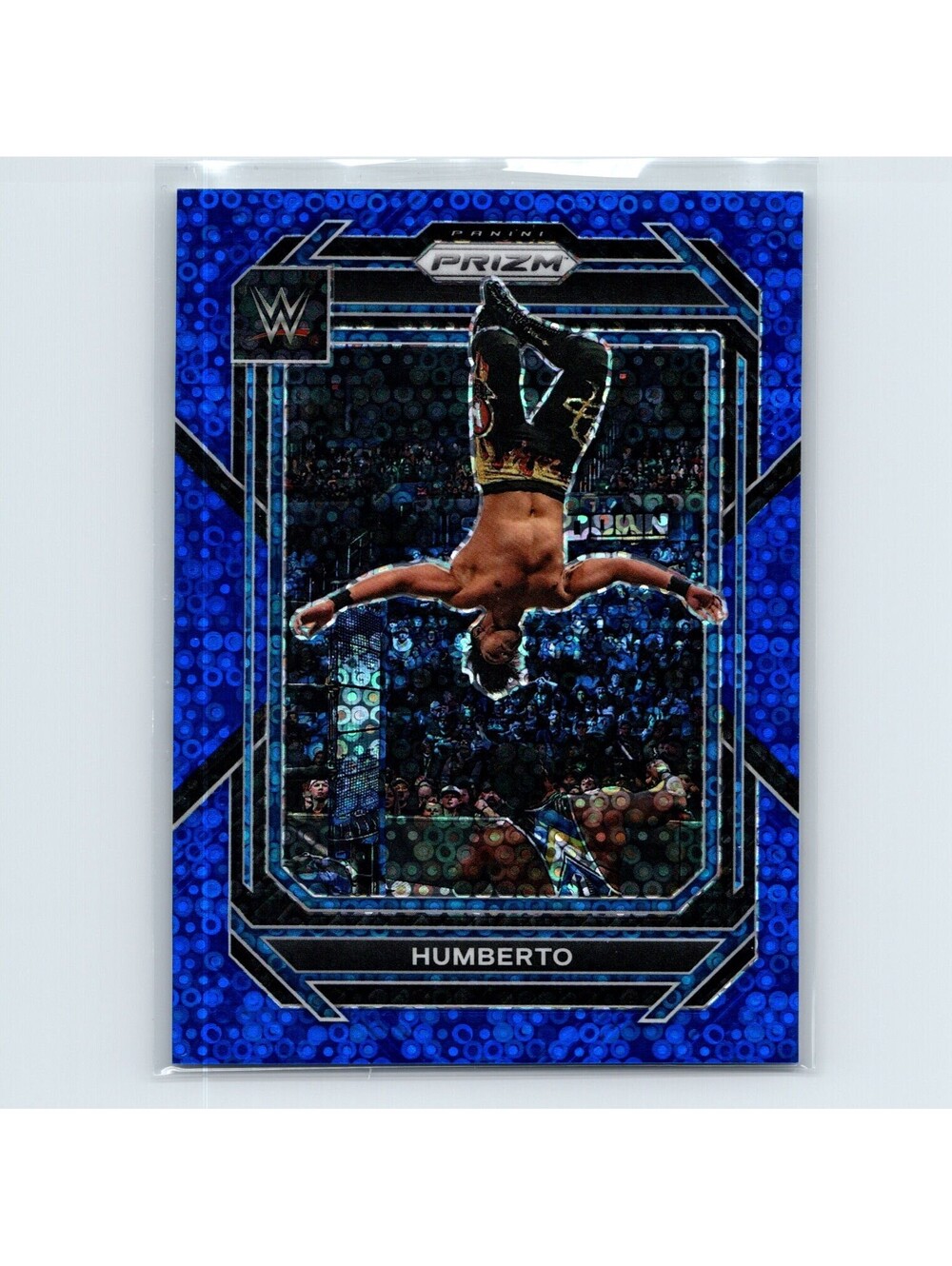 2023 Panini Prizm WWE Humberto #106 Blue Under Card Prizm #/25 SmackDown